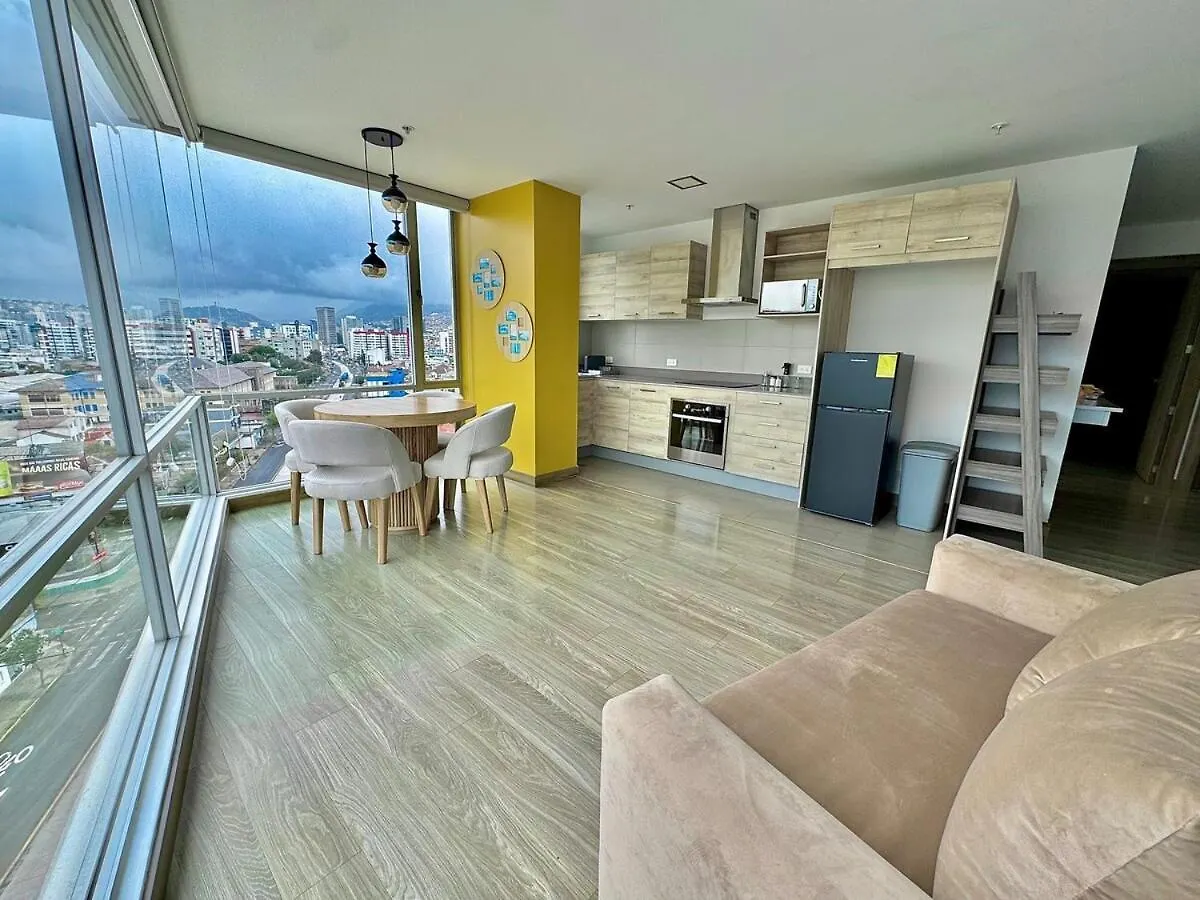 Modern Downtown Apartment With Gym And View Quito